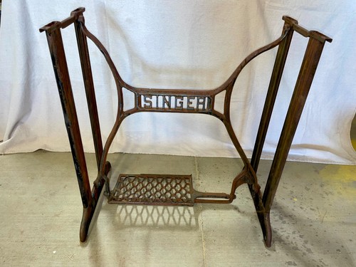 Vintage singer sewing machine - vintage,