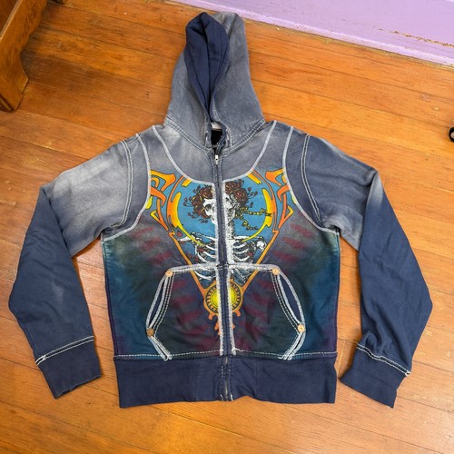 True religion grateful - religion, dead