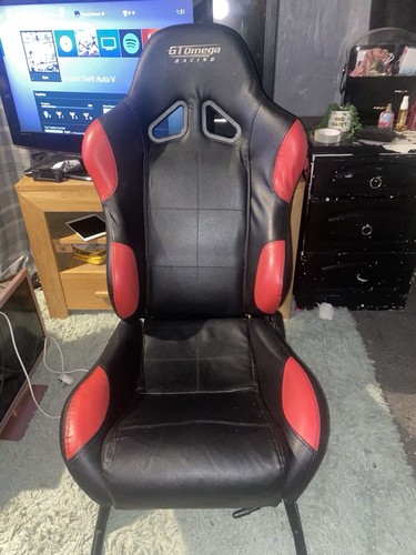 Omega bucket seat with - gt,