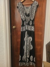 Kurt Muller Womens Long V Neck