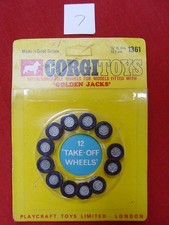 CORGI 1361 GOLDEN JACK TAKE