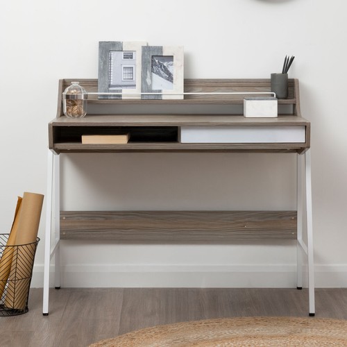 Light oak veneer effect one - light,