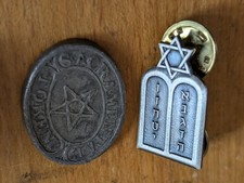 US Army Jewish Padre Beret Cap Badge & 1830's Old Token/Coin
