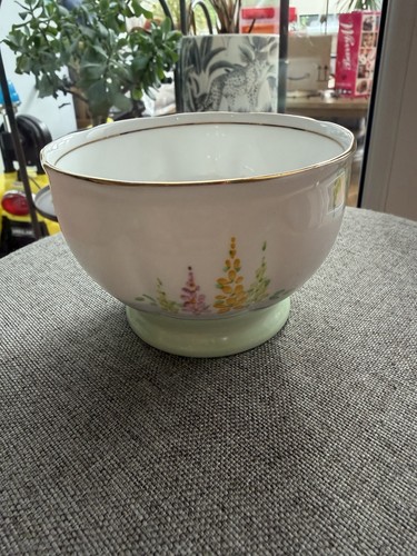 Vintage bell fine bone - fine,