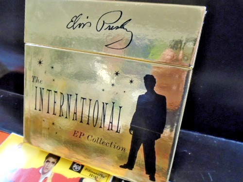 Elvis presley international - elvis,