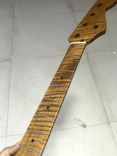 Aaaa strings frets - aaaa, 21