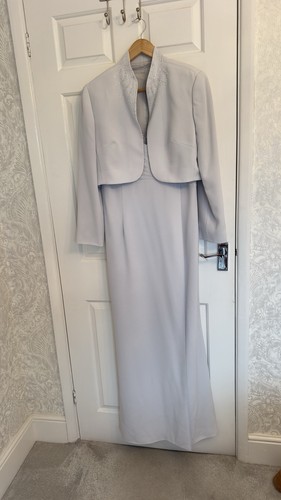 Stunning pale grey mother - , of