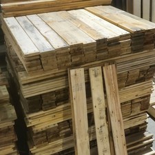 Reclaimed pallet wood free - reclaimed,