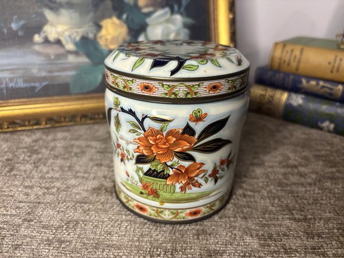 Cute little vintage cravens - cute,