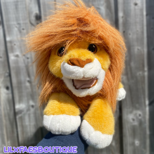 Vintage 1990s lion - 12",