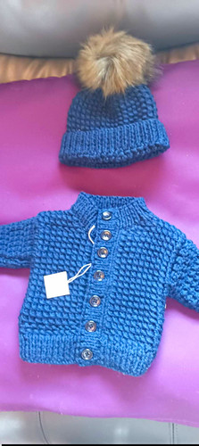 Newborn unisex arran hand - hand, knit