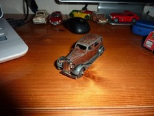 DINKY TOYS VAUXHALL SALOON NO