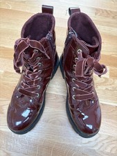 Girls H&M burgandy boots size