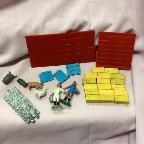 Britains plastic farm - plastic, toys