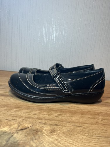 Clarks womens embrace - clarks, uk