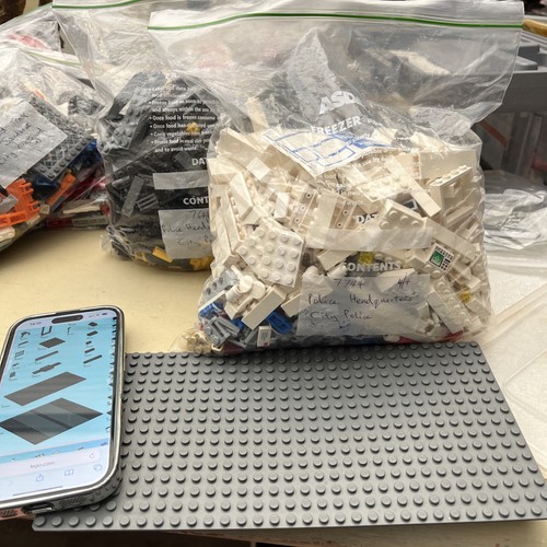 Lego city police headquarters - lego,