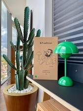 &Tradition Flowerpot VP9