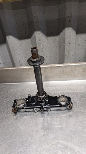 Suzuki dr650 bottom yoke lower - bottom,