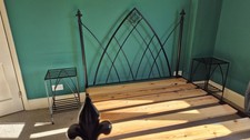 Cast Iron Black Gothic King