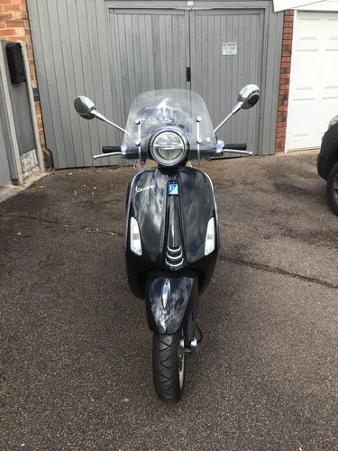 Vespa scooter - cc,