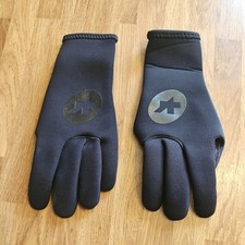 Assos rain gloves. New