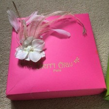 Cherry Chau Paris Harvey Nichols Hair Piece Small Beige And Cream Feather Comb