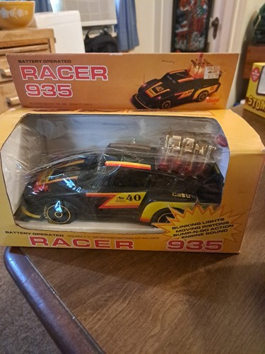 Vintage porsche 935 racer - vintage,