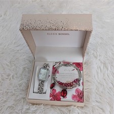 NEW Alexis Bendel Ruby July