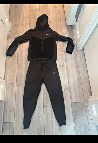 Nike men black gold fleece - black/gold,