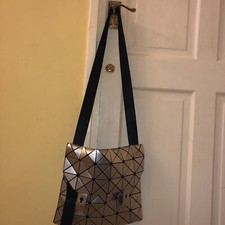 Sarah Tempest Geometric