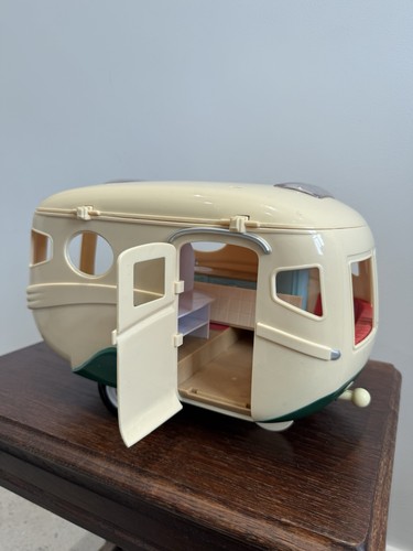 Sylvanian families caravan - families,