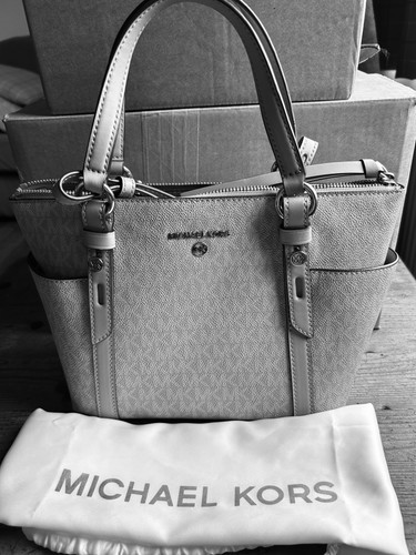 Michael kors logo sullivan - michael,