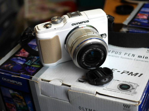 Olympus pen pl2 camera - e-pl2,