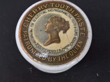 60517 Old Vintage Antique