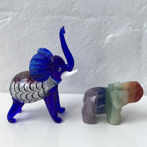 Elephant figurines ornaments - 2,