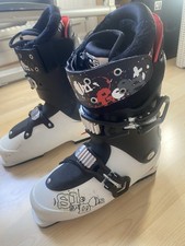 Men's Salomon Ski Boots size 9 