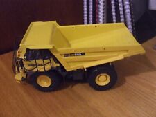 Universal Hobbies UH8009U Komatsu HD605 Tipper Truck, 1:50, super