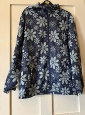 Rydale Blue Daisy Print Front