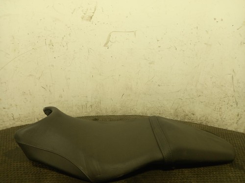 Triumph street triple - triumph, seat