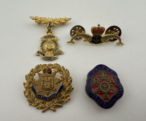 Vintage enamel military - x,