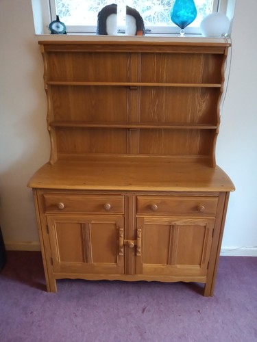Ercol dresser light wood - in,
