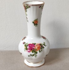 Royal Albert China Old Country Roses Bud Vase 15 cms/6 inches Tall