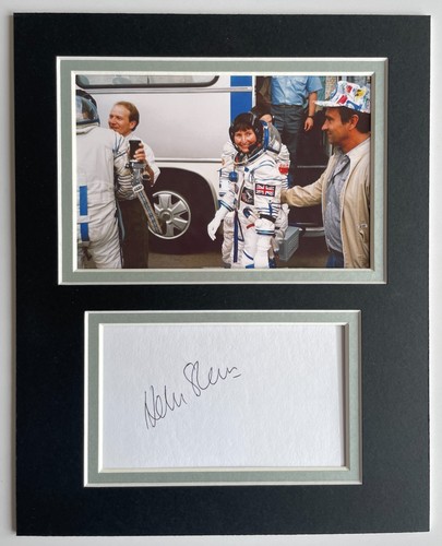 Helen sharman signed autograph - sharman,