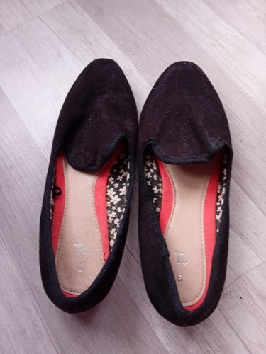 Ladies black slip ons - shoes, tu