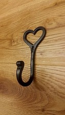 ANTIQUE VINTAGE STYLE CLASSIC CAST IRON COAT HOOK Heart Hook Large