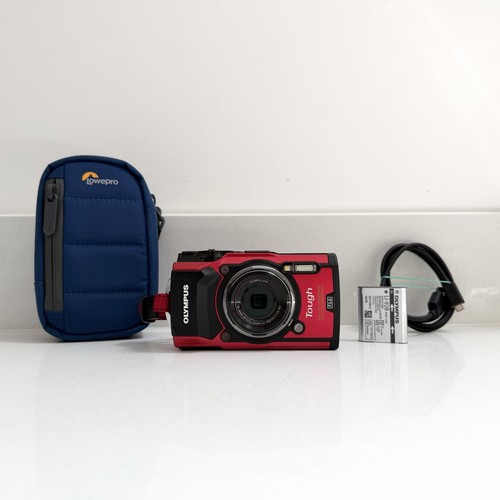 Olympus tough red - olympus, tg-5