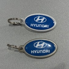 2 X GENUINE HYUNDAI MAIN DEALER CAR KEY FOB KEY RING PLASTIC & ENAMEL JMM