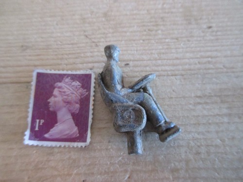 Vintage condon toys - condon, seated