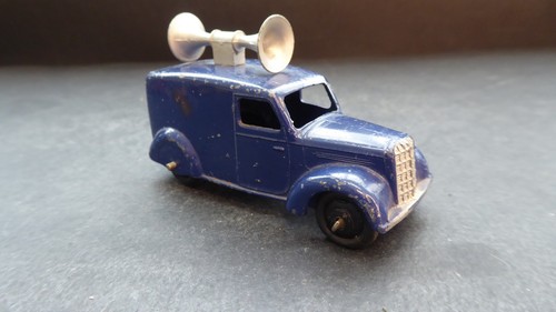 Dinky toys 492 loud speaker - dinky, #492