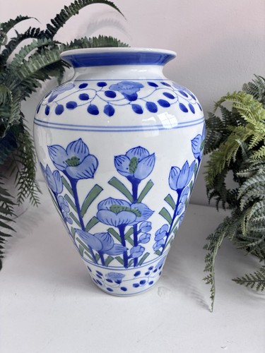 Chinese blue white - &,